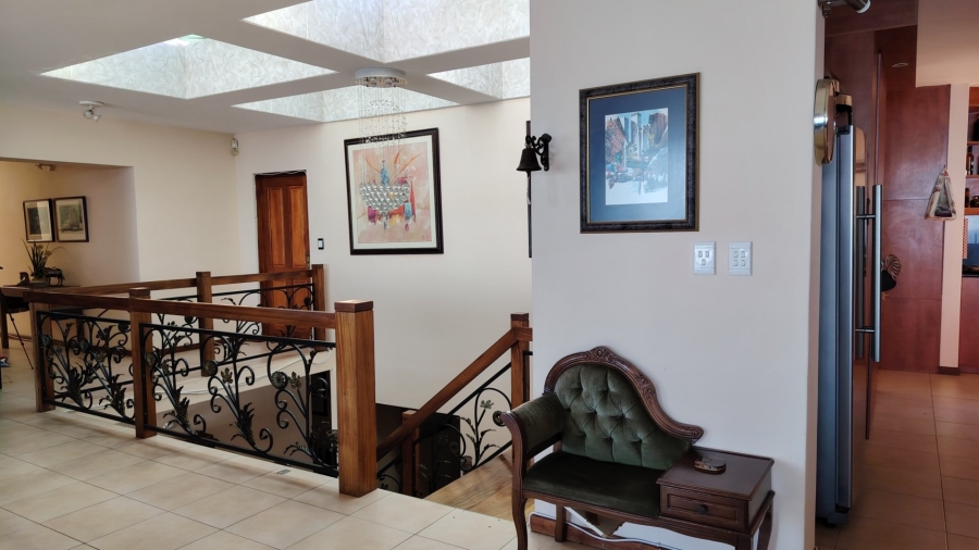 7 Bedroom Property for Sale in Outeniqua Strand Western Cape